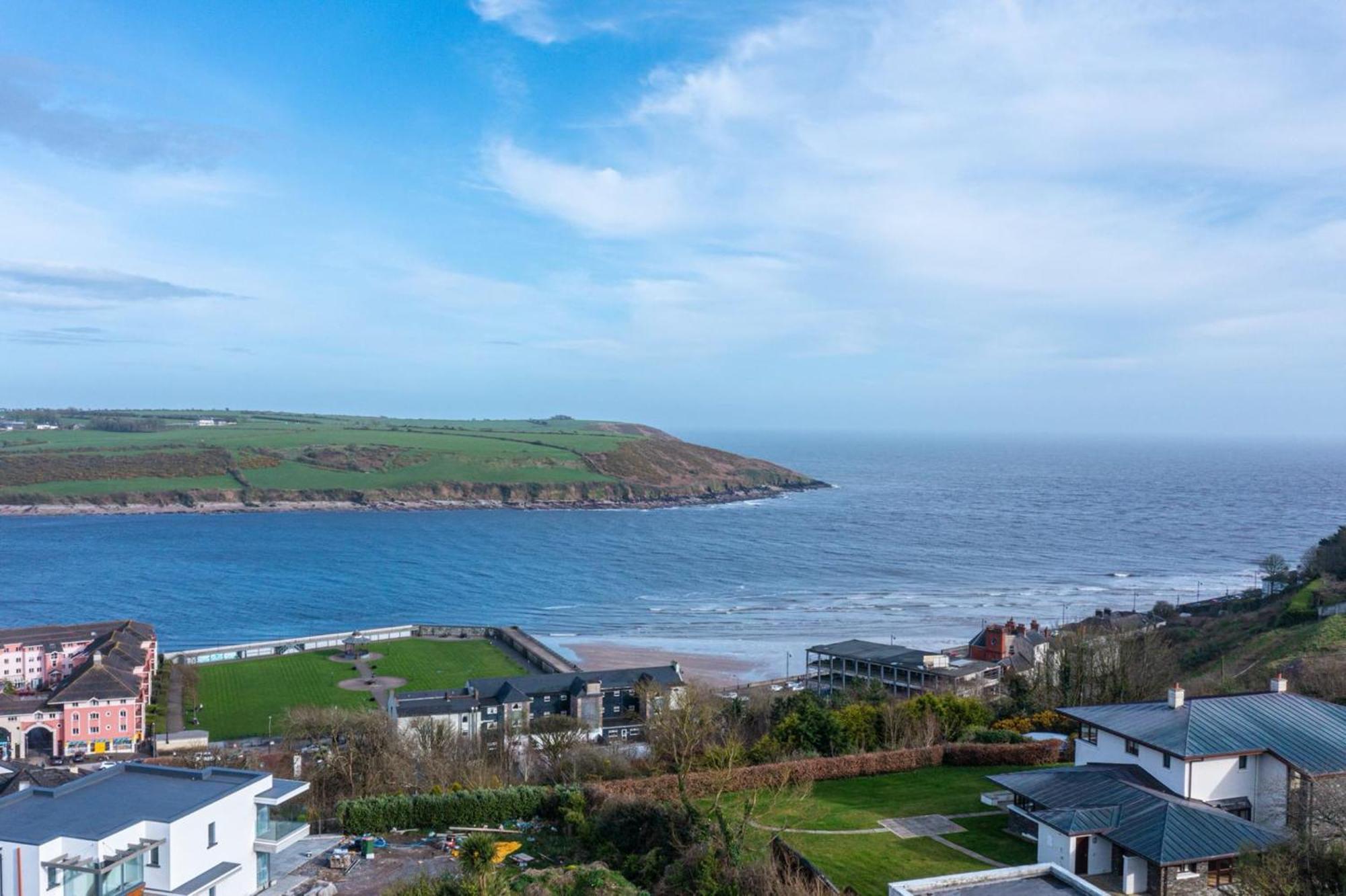 Sea Whispers - My Charming Costal Retreat In Youghal Extérieur photo